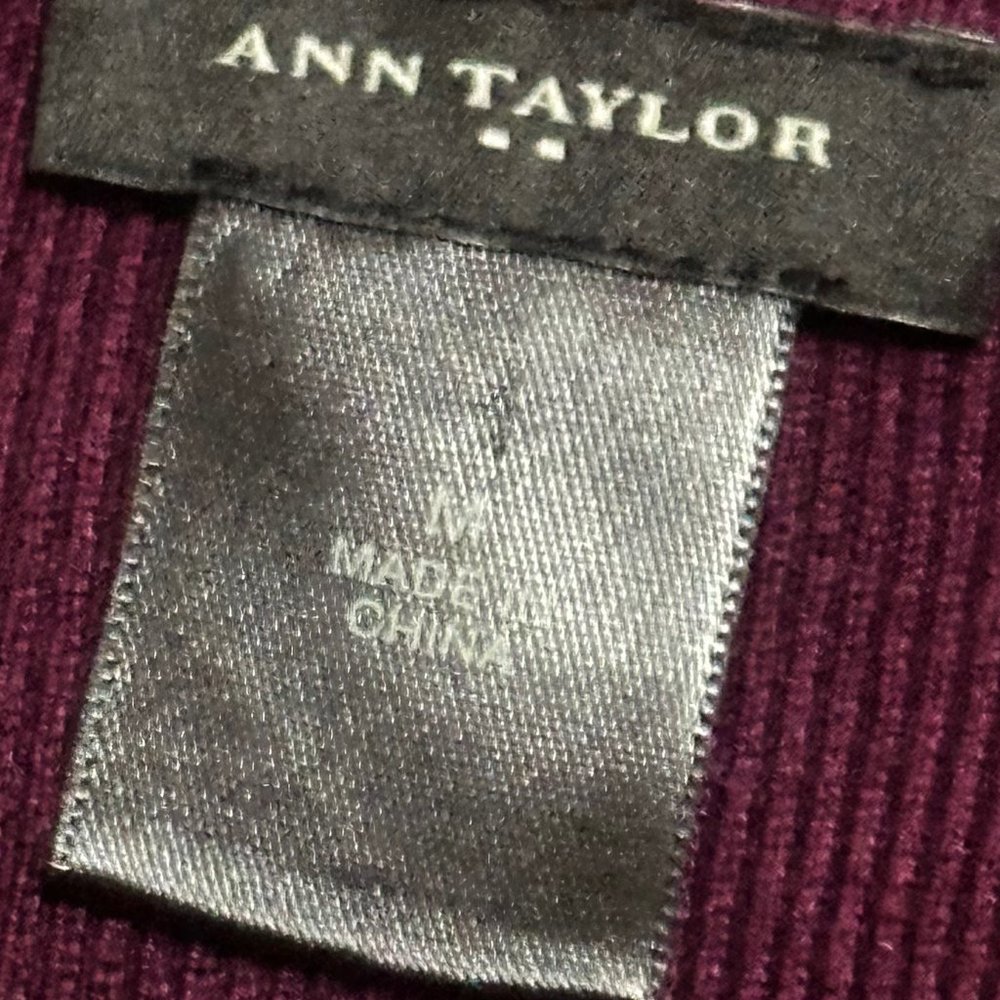 Ann Taylor Short sleeve sweater - Picture 4 of 5